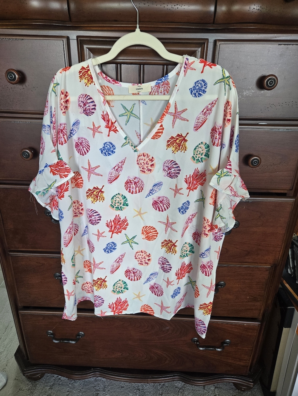 Entro White V-Neck Tunic with Multicolor Sea Life Print, Sz. XL